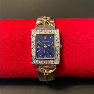 Lavaggi, Women, wrist watch, silver tone band.: